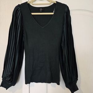 Elegant Hunter Green V-Neck Women's Top
